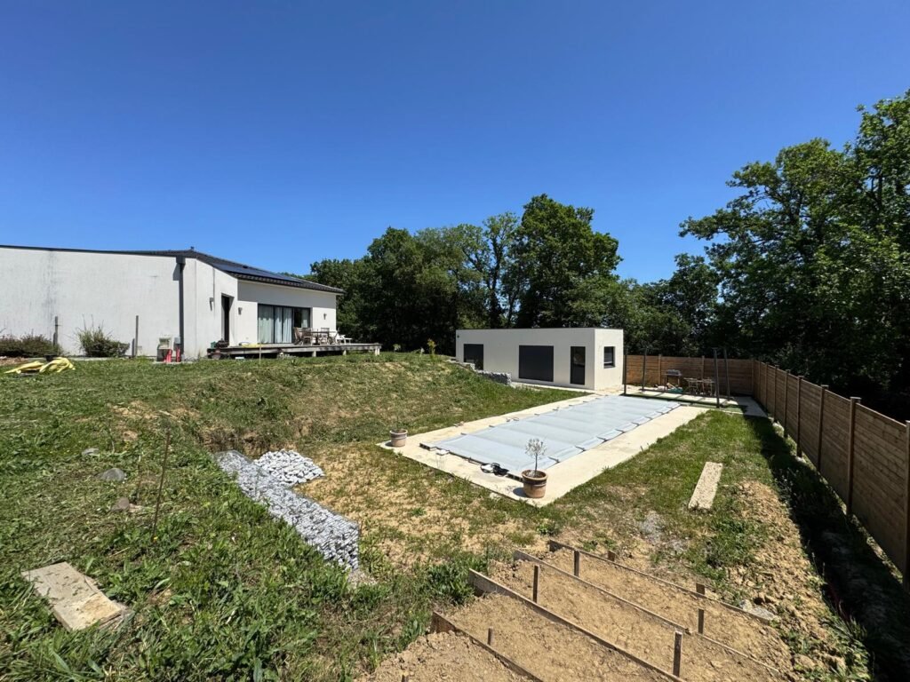 PHOTO-2025-12-22-07-07-28