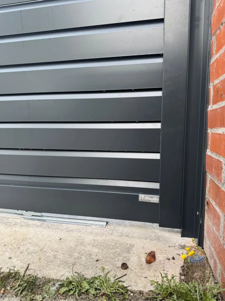 Portail aluminium motorise