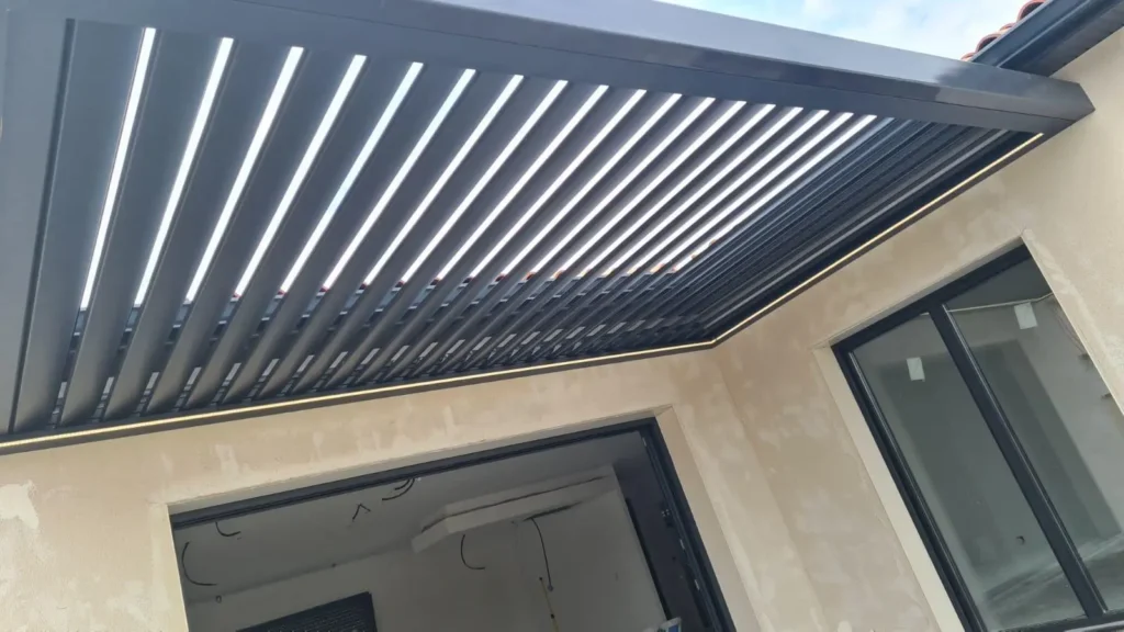 Pergola-bioclimatique