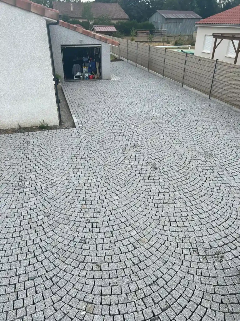 allee carrossable vers garage paves granit