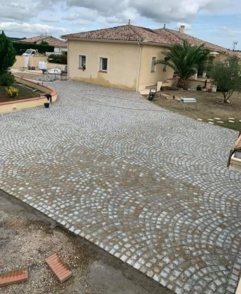chantier en cours paves granit