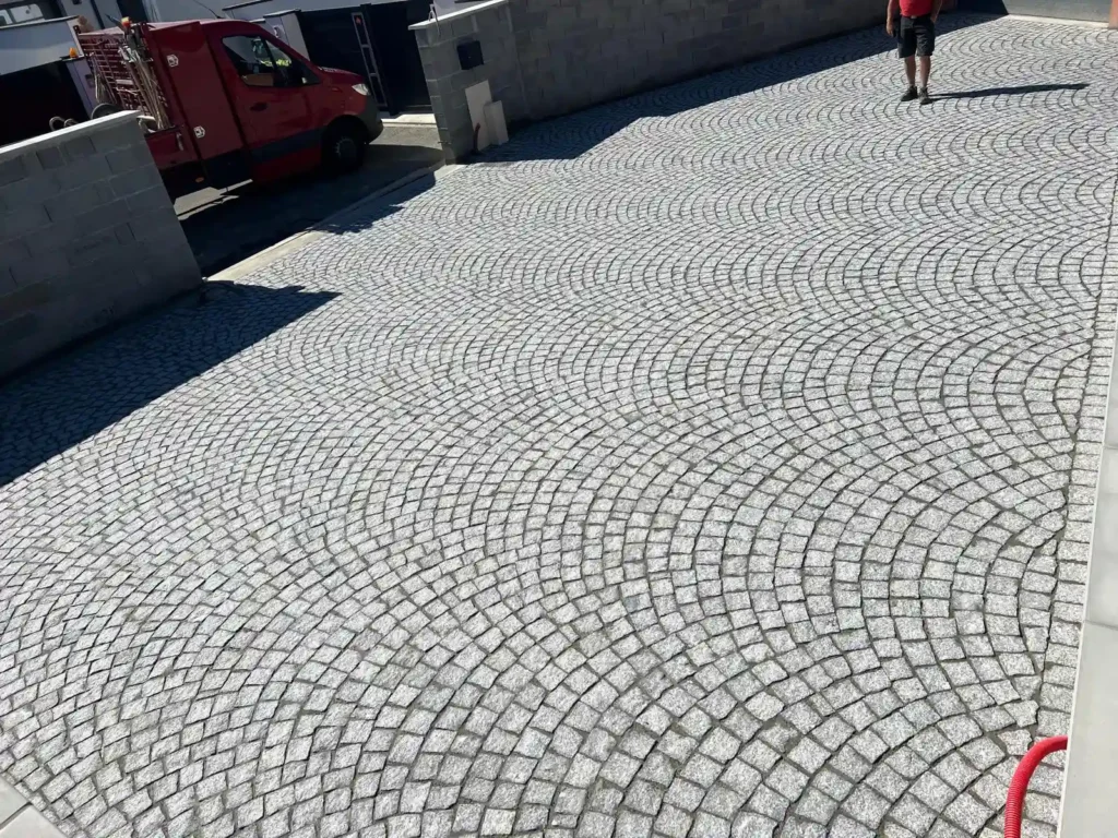 detail tarrasse paves en granit