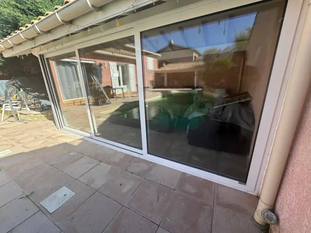 pose de baies vitrees en aluminium