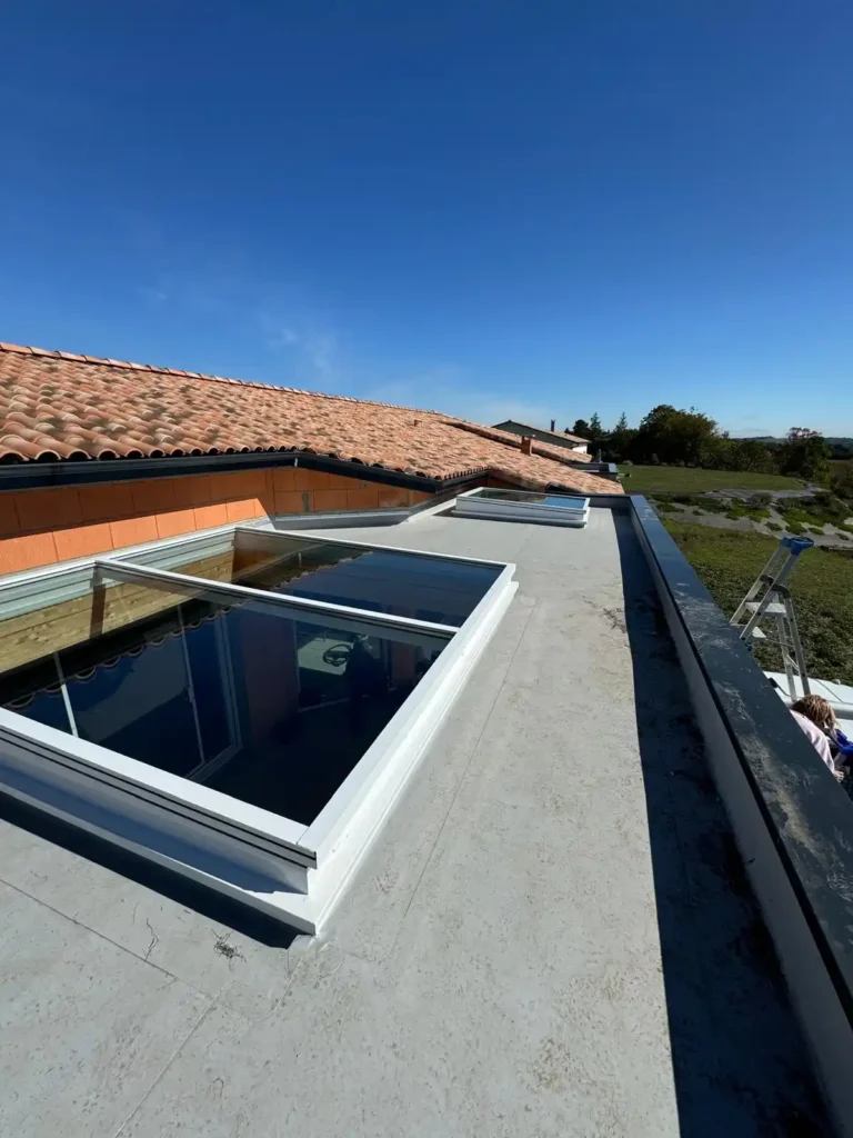 pose de velux aluminium