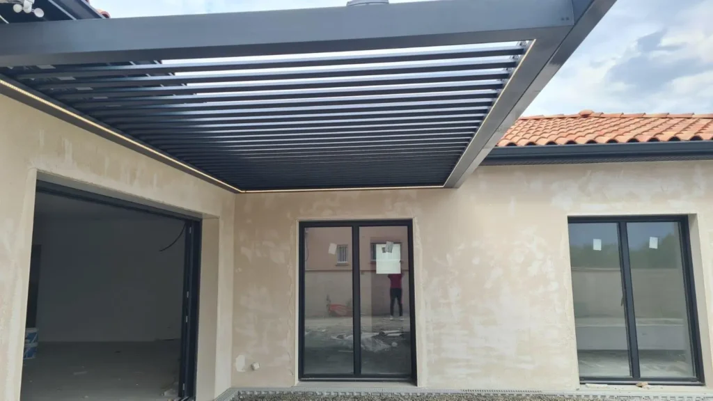 vue sur pergola boclimatique